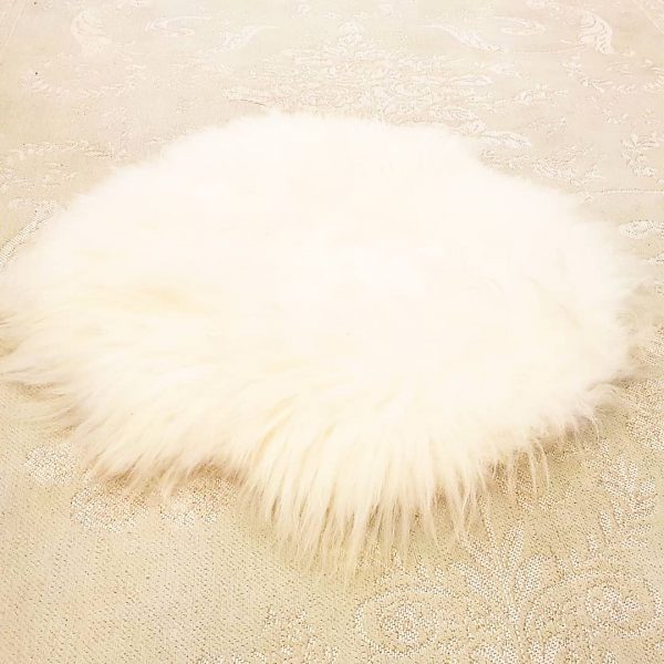 White Round Sheepskin Cat bed